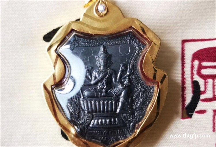 关于泰国佛牌种类介绍：详细讲解泰国佛牌有哪些种类！