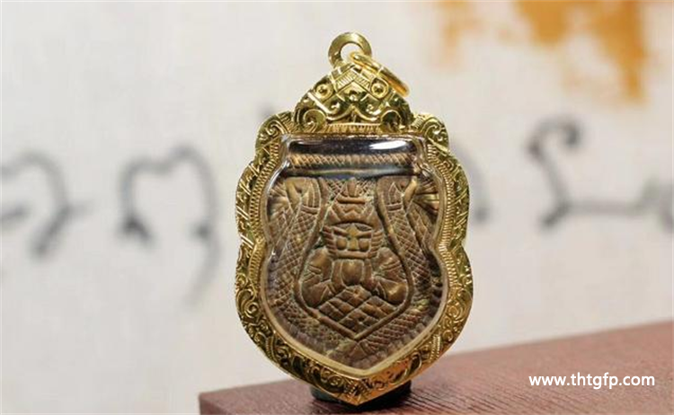 泰国佛牌 拉胡（Rahu）天神中的“食小人佛”