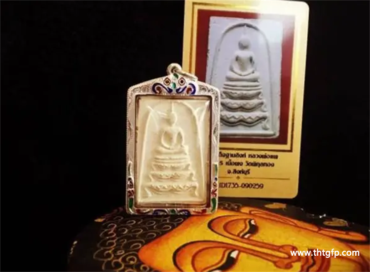 泰国崇迪佛牌真的招财吗？不带了怎么处理？