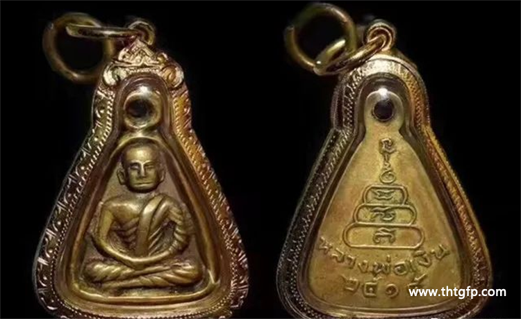 泰国十大招财佛牌之一龙婆银财佛，龙婆银2515财佛有几个版本？