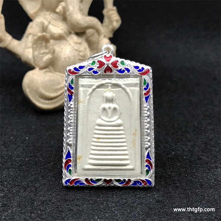 崇迪佛牌：智慧与祝福的象征